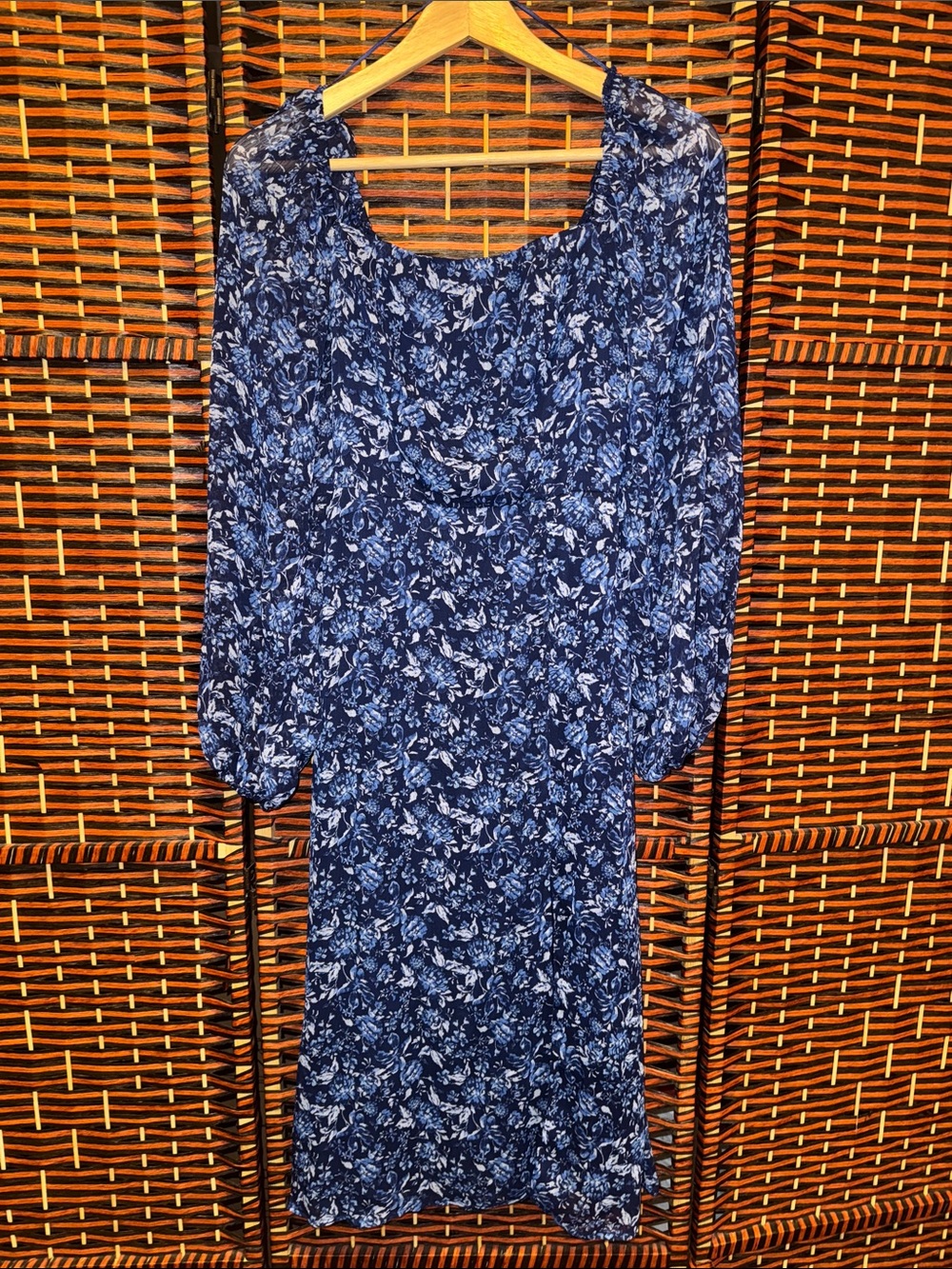 Blue Floral Women's Dress - Elegant Floral Print